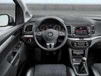 Volkswagen Sharan (2011) - picture 4 of 4