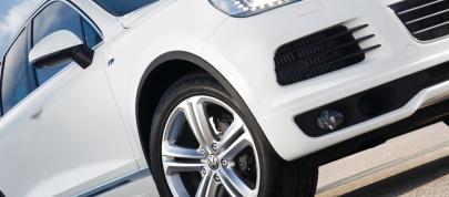 Volkswagen Touareg R-Line (2011) - picture 7 of 7