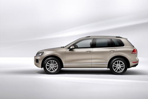 Volkswagen Touareg (2011) - picture 8 of 12