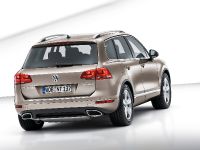 Volkswagen Touareg (2011) - picture 4 of 12