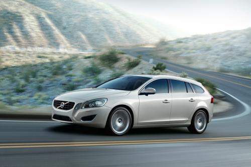 Volvo V60 (2011) - picture 17 of 20