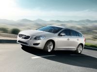 Volvo V60 (2011) - picture 19 of 20