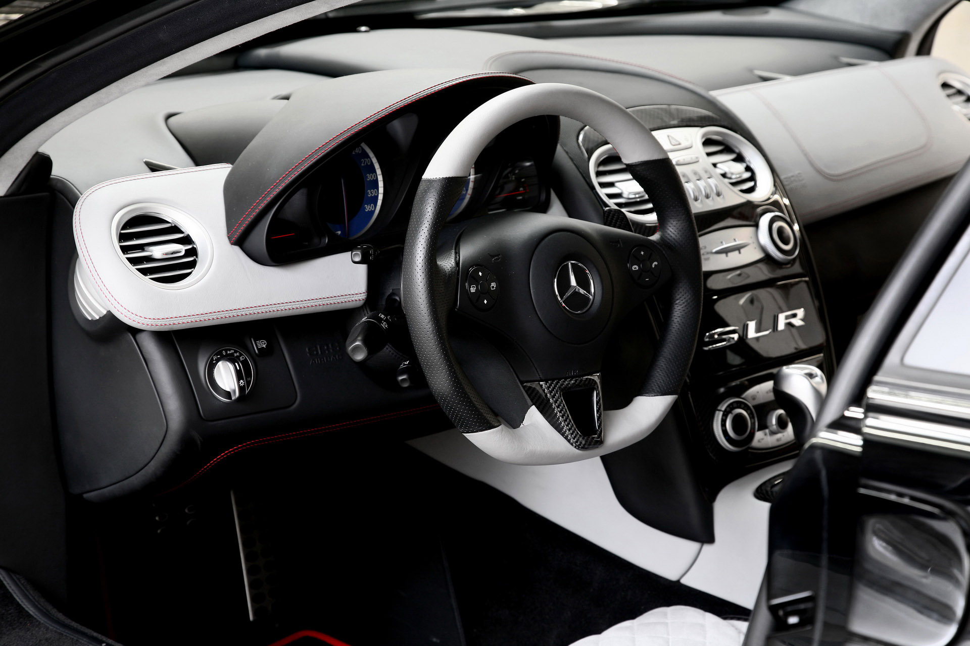 Wheelsandmore Mc Laren Mercedes SLR 722 Epochal