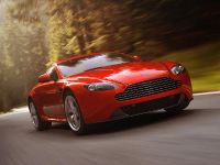 Aston Martin V8 Vantage (2012) - picture 4 of 19