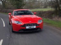 Aston Martin V8 Vantage (2012) - picture 5 of 19