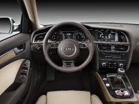 Audi A4 (2012) - picture 11 of 15