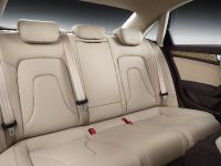 Audi A4 (2012) - picture 14 of 15