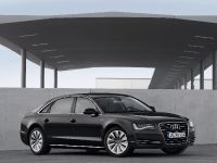 Audi A8 Hybrid - production version (2012) - picture 1 of 42