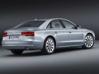 Audi A8 Hybrid (2012) - picture 4 of 7