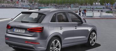Audi Q3 quattro S line (2012) - picture 7 of 13