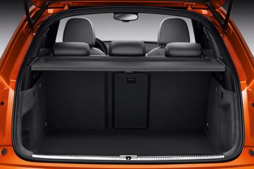 Audi Q3 (2012) - picture 24 of 44