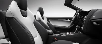 Audi S5 Cabriolet (2012) - picture 23 of 24