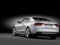 Audi S5 Coupe (2012) - picture 11 of 22