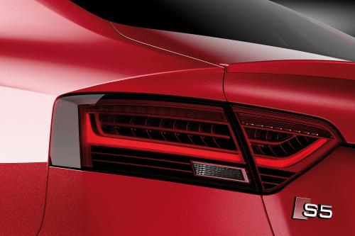Audi S5 Sportback (2012) - picture 16 of 25