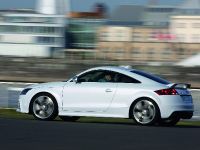 Audi TT-RS (2012) - picture 26 of 54