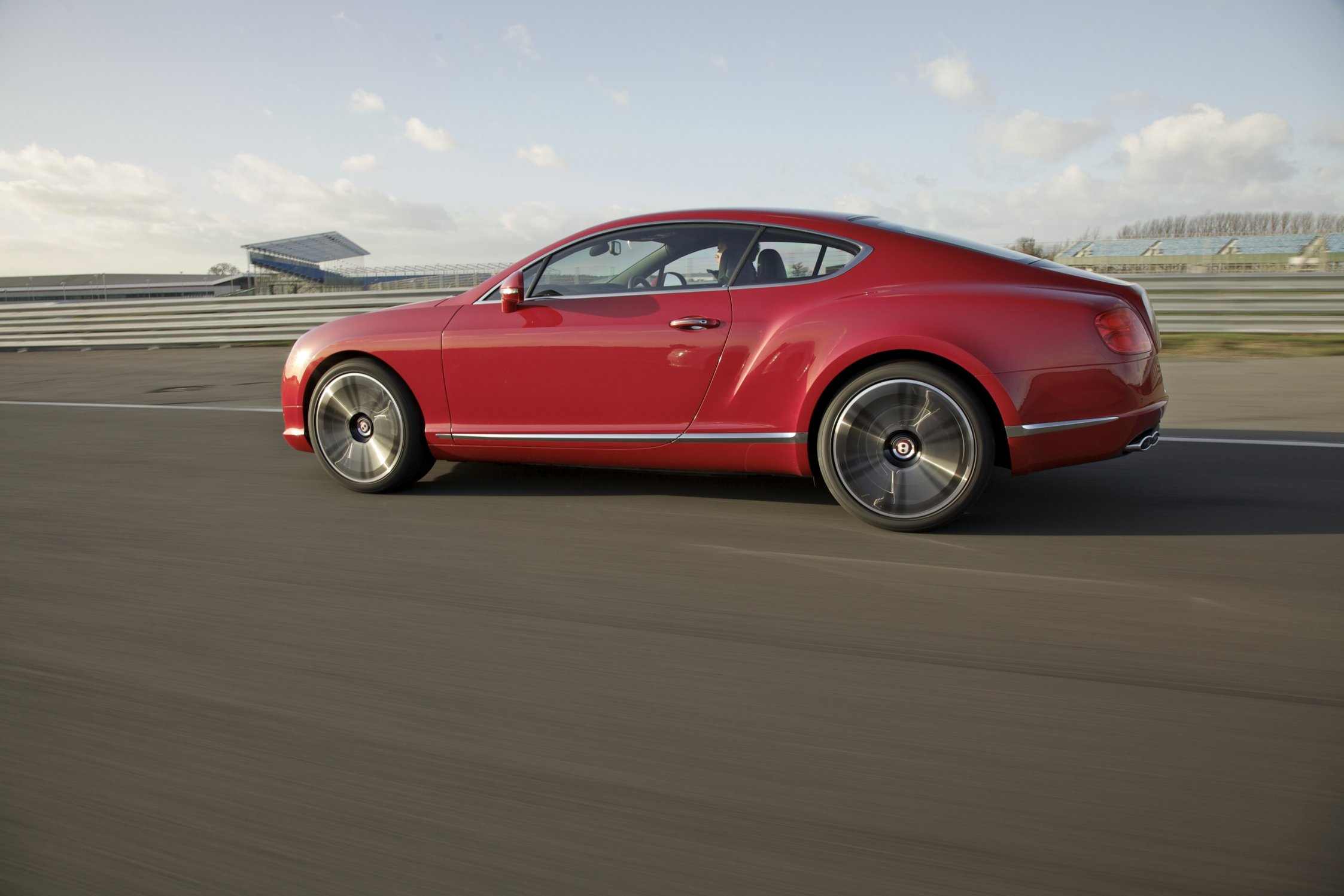 Bentley Continental GT V8