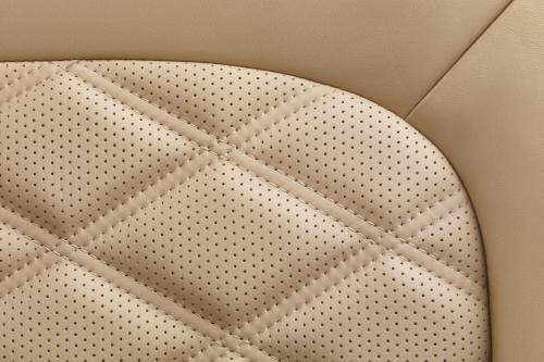 Bentley Mulsanne Mulliner (2012) - picture 16 of 20