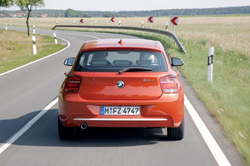 BMW 1-Series Urban Line (2012) - picture 8 of 82