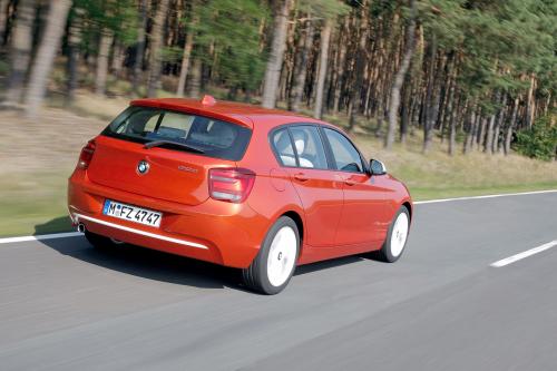 BMW 1-Series Urban Line (2012) - picture 9 of 82