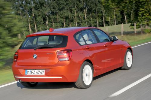 BMW 1-Series Urban Line (2012) - picture 24 of 82
