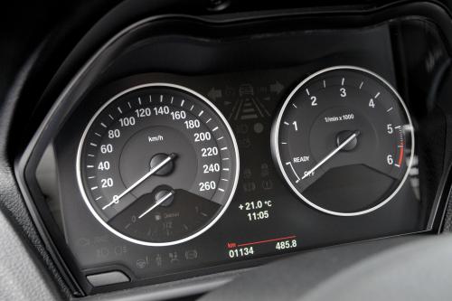 BMW 1-Series Urban Line (2012) - picture 56 of 82