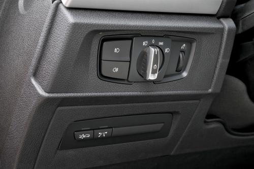 BMW 1-Series Urban Line (2012) - picture 57 of 82