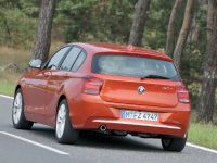 BMW 1-Series Urban Line (2012) - picture 29 of 82