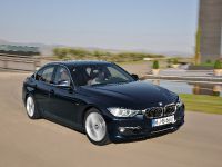 BMW 3-Series Sedan F30 (2012) - picture 38 of 57