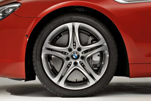 BMW 650i Coupe (2012) - picture 33 of 59