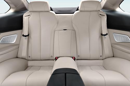 BMW 650i Coupe (2012) - picture 40 of 59