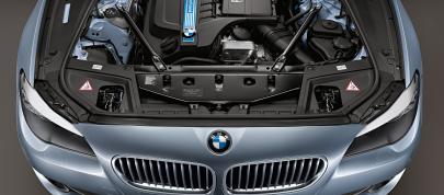 BMW Active Hybrid 5 (2012) - picture 12 of 13