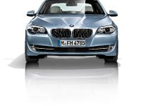 BMW Active Hybrid 5 (2012) - picture 1 of 13