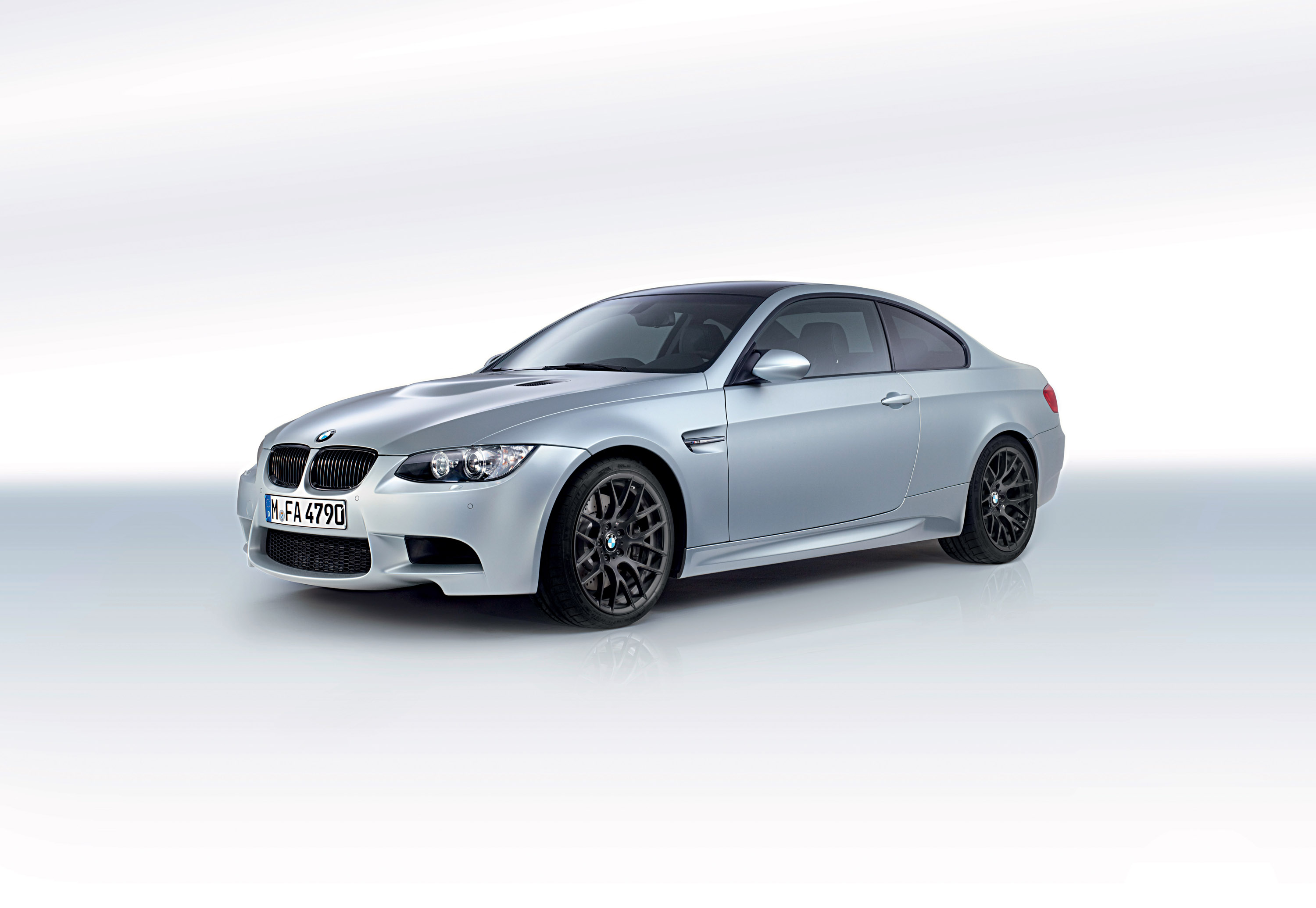 Bmw limited. BMW m3 2012. BMW m3 e92 Frozen Silver. BMW m3 e92 Competition. BMW m3 Frozen Silver Edition.
