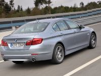 BMW F10 Active Hybrid 5 (2012) - picture 13 of 64