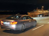 BMW F10 Active Hybrid 5 (2012) - picture 19 of 64