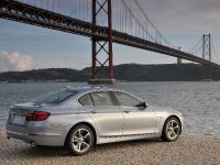 BMW F10 Active Hybrid 5 (2012) - picture 29 of 64