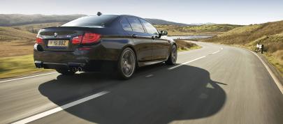 BMW F10 M5 Saloon UK (2012) - picture 7 of 27