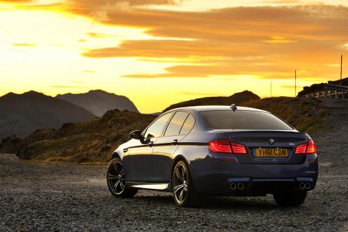 BMW F10 M5 Saloon UK (2012) - picture 8 of 27