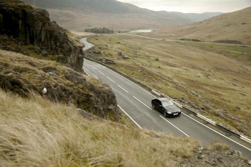 BMW F10 M5 Saloon UK (2012) - picture 9 of 27