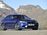 BMW F10 M5 Saloon UK (2012)