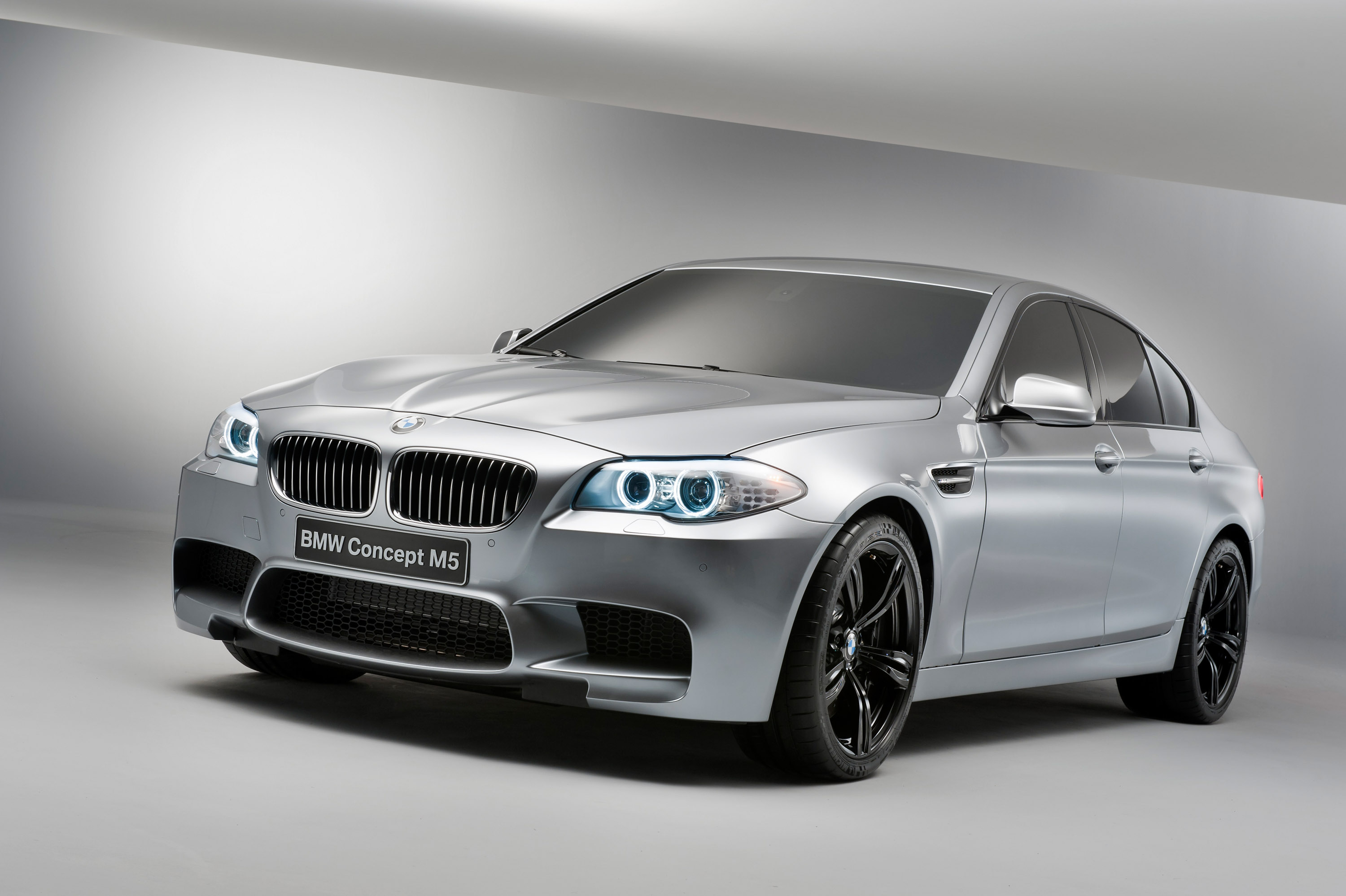 М5 8 машина. БМВ m5 f10. БМВ м5 ф10. BMW m5 2012. BMW m5 f10 2011.