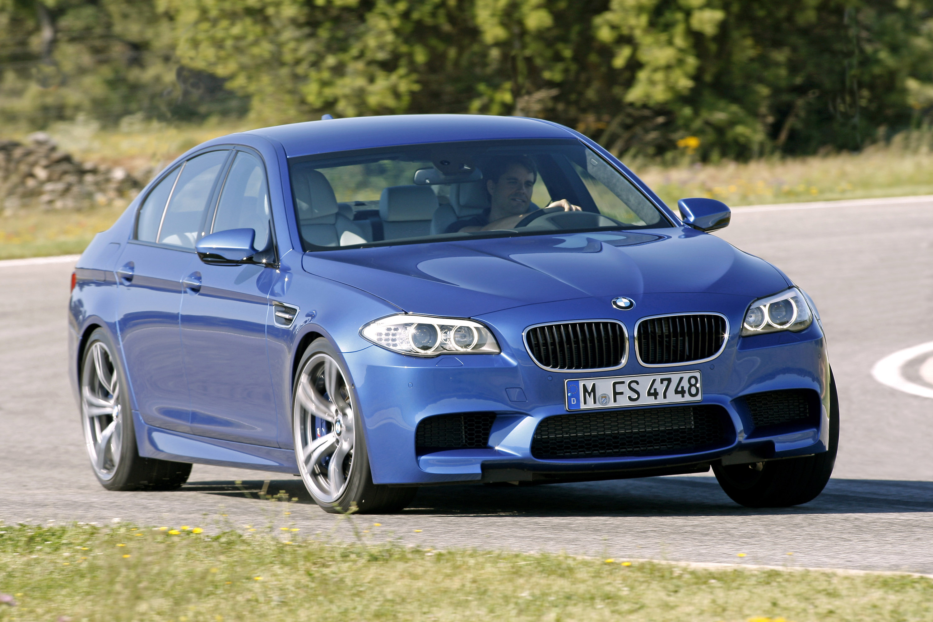 BMW M5 F10