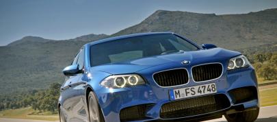 BMW M5 F10 (2012) - picture 20 of 98