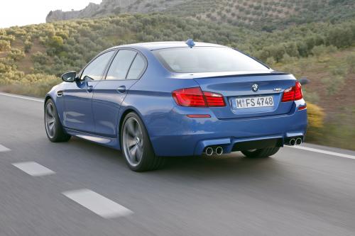 BMW M5 F10 (2012) - picture 48 of 98
