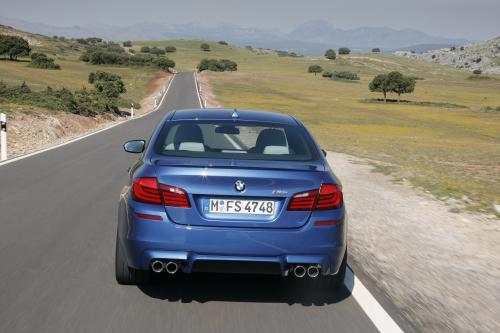 BMW M5 F10 (2012) - picture 56 of 98