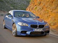 BMW M5 F10 (2012) - picture 10 of 98