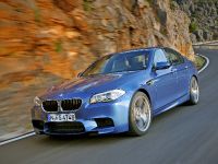 BMW M5 F10 (2012) - picture 13 of 98