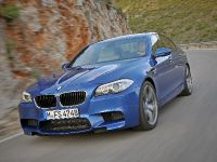BMW M5 F10 (2012) - picture 14 of 98