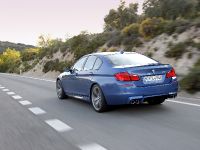 BMW M5 F10 (2012) - picture 50 of 98