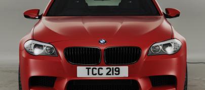 BMW M5 M Performance Edition (2012) - picture 4 of 12